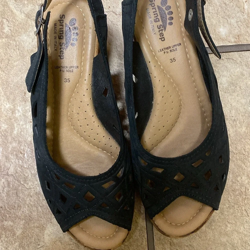 Spring Step Italian Size 4.5 Leather Sandals/Wedges Summer Fall